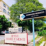 Mare E Monti - De Charme מלון
