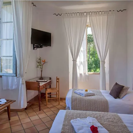 Mare E Monti - De Charme 3*