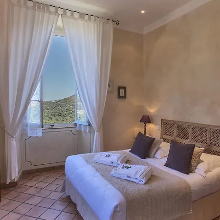 Mare E Monti - De Charme Hotel 3*