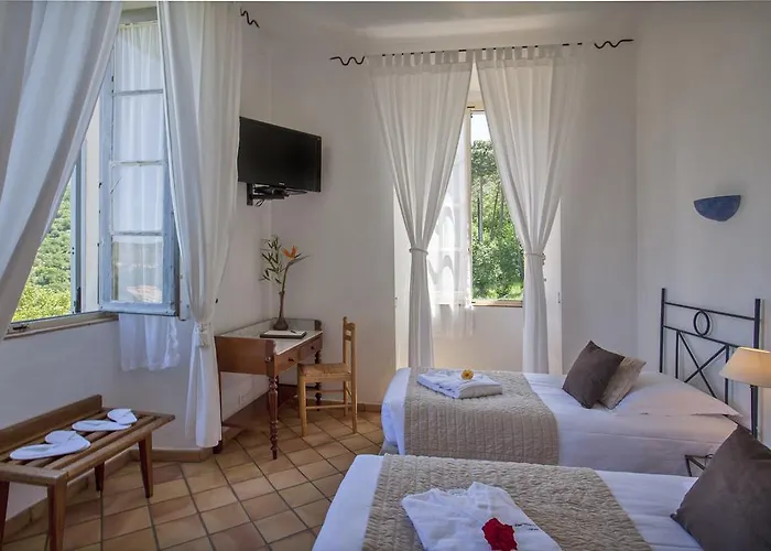 Mare E Monti - De Charme 3*